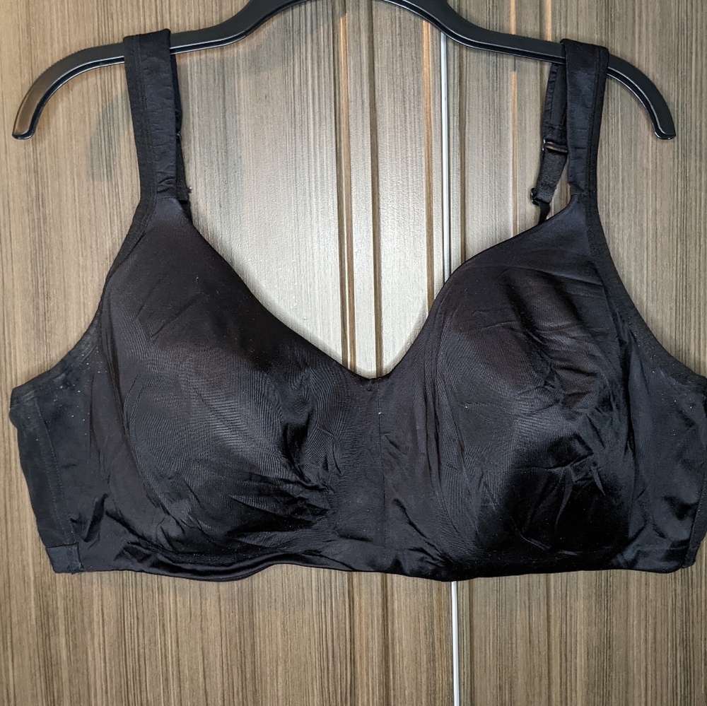 Cacique Smooth Lightly Lined No-Wire Bra, Black, Size 48D